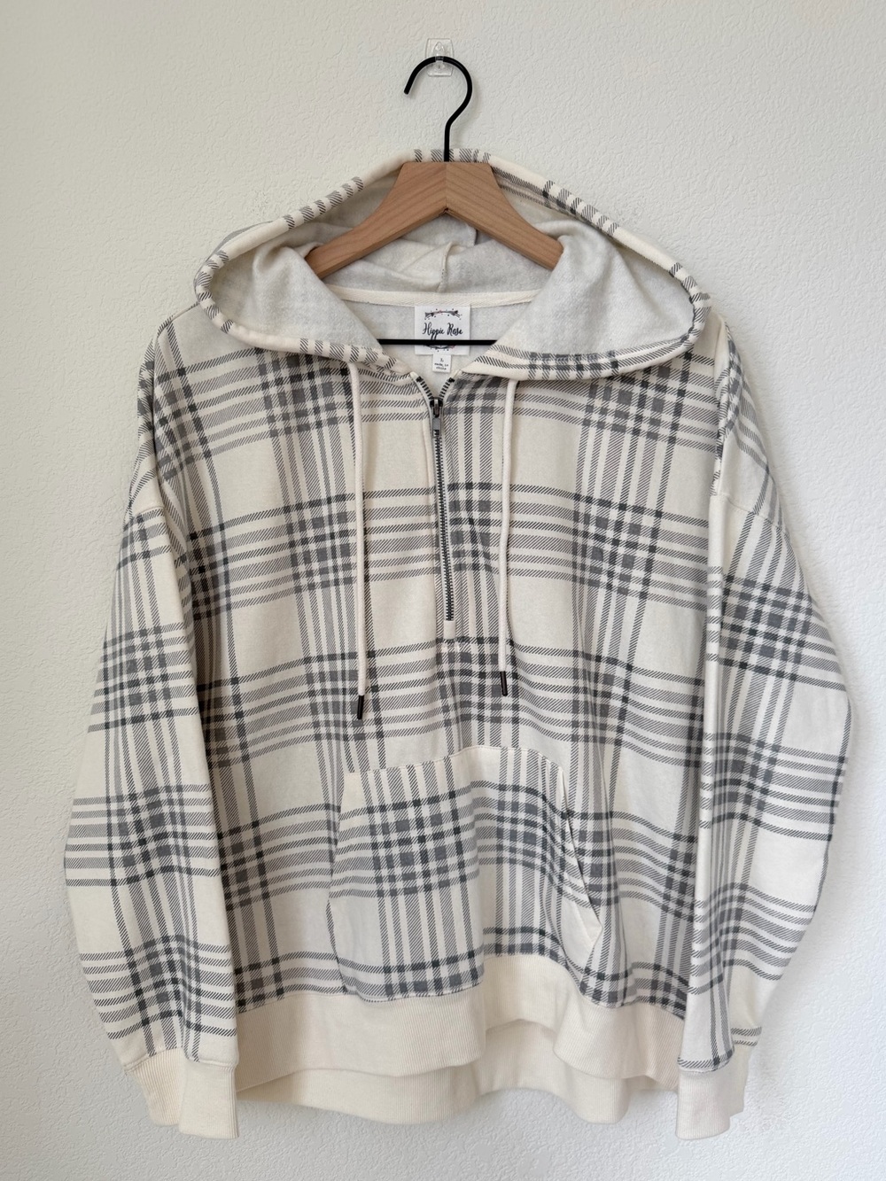 Hippie Rose Printed Quarter-zip Hoodie Long sleeve In Cream Plaid. Size L NWT